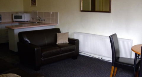 Estelle Kramer Motor Inn - Accommodation Cooktown 2