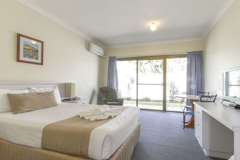 Island Palms Motor Inn - Accommodation Cooktown 6