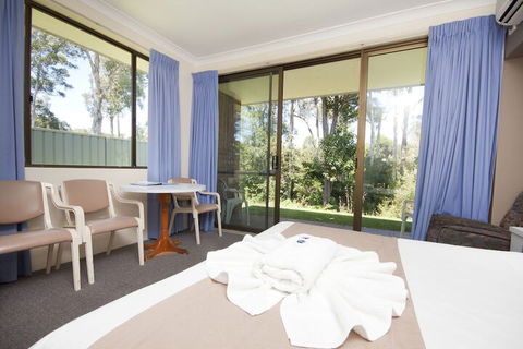 Island Palms Motor Inn - Accommodation Cooktown 7