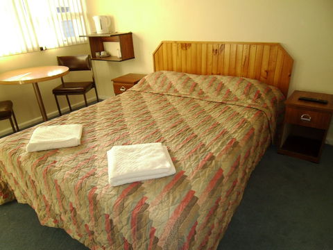 Swiss Motel - Accommodation Cooktown 1