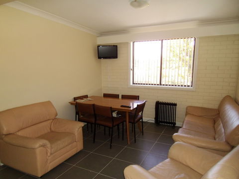 Swiss Motel - Accommodation Cooktown 4