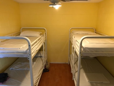 Caloundra Backpackers - Hostel - Accommodation Cooktown 5