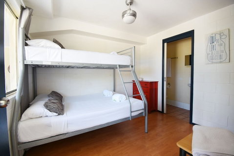 Caloundra Backpackers - Hostel - Accommodation Cooktown 1