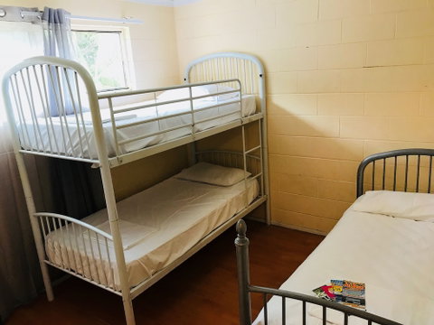 Caloundra Backpackers - Hostel - Accommodation Cooktown 3