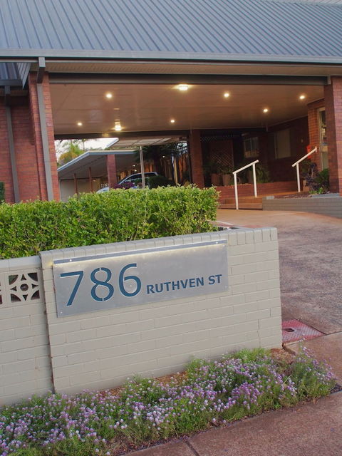 Ruthven Street Motor Inn - Accommodation Cooktown 3