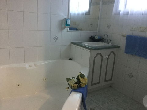 Anchor Belle Motel - Accommodation Cooktown 4