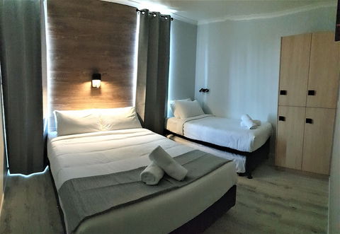 Yamba Central - Accommodation Cooktown 6