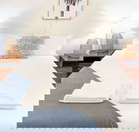 Pacific Sun Motor Inn Bargara - Accommodation Cooktown