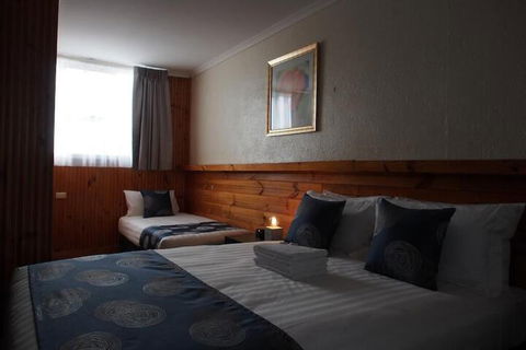 Majestic Motel - Accommodation Cooktown 3