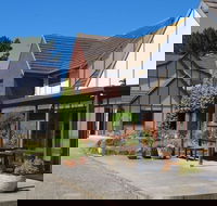 The View on Grossmans - Accommodation Cooktown