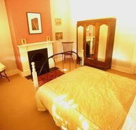 Cromwell House - Accommodation Cooktown