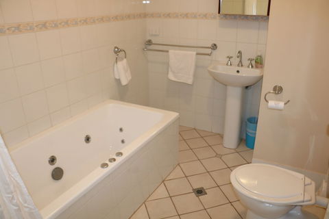 Settlers House York - Accommodation Cooktown 5