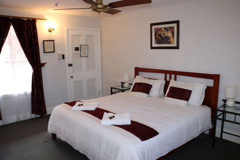 Settlers House York - Accommodation Cooktown 3