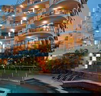 Meridian Alex Beach Apartments - Accommodation Cooktown