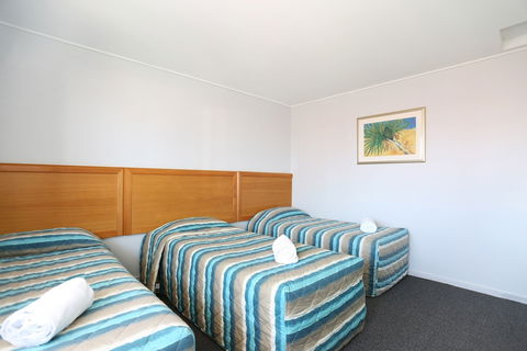 Reef Resort Motel - Accommodation Cooktown 3