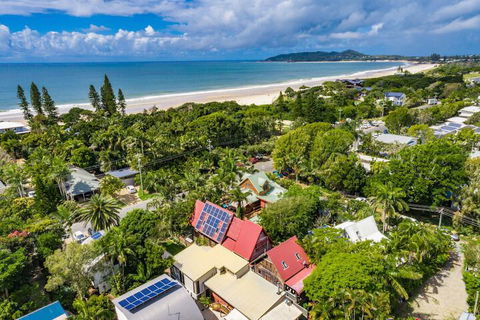 A PERFECT STAY - Longhouse - Accommodation Cooktown 1