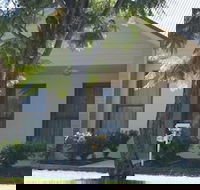 Noah's Mid City Motor Inn - Accommodation Cooktown