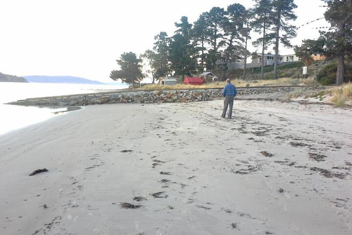 Dennes Point TAS Accommodation Cooktown