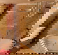 Whitsundays Rainforest Retreat - Accommodation Cooktown