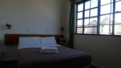 Watersedge Motel - Accommodation Cooktown 0