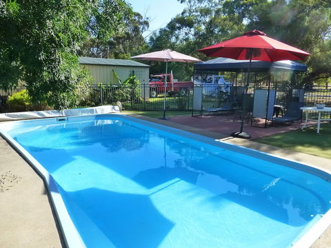 Golfers Retreat Motel - Accommodation Cooktown 2