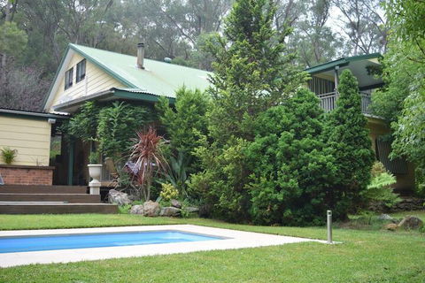 Dingley Dell - Accommodation Cooktown 2