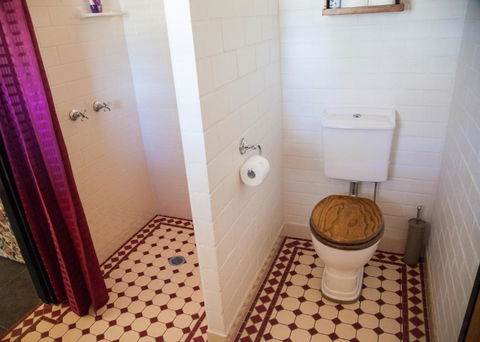 Belvoir B & B Cottages - Accommodation Cooktown 4