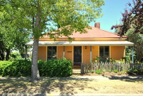 Cooma Cottage - Accommodation Cooktown 5