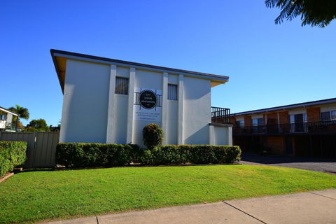 City Centre Apartments - Accommodation Cooktown 1