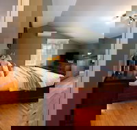 Finlie - Accommodation Cooktown