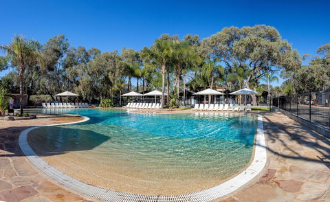 BIG4 Renmark Riverfront Holiday Park - Accommodation Cooktown 2