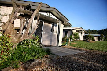 Yabbaloumba Retreat - Accommodation Cooktown 3
