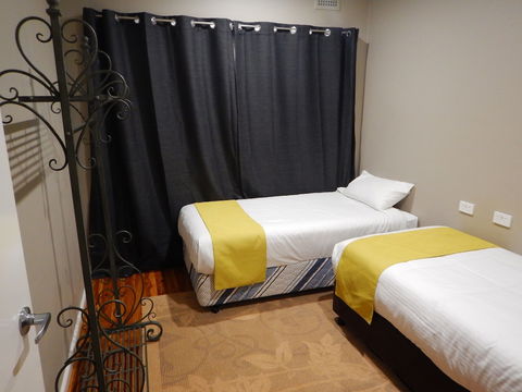 Manera Heights Apartment Motel - Accommodation Cooktown 4