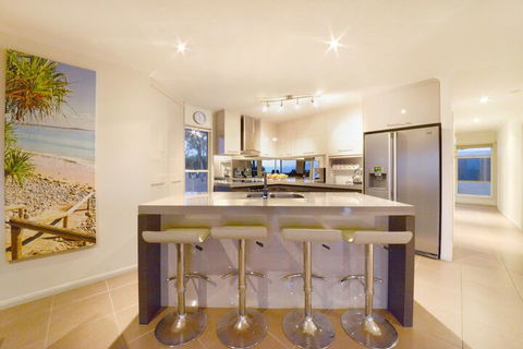 Hydeaway Bay Beach House - Accommodation Cooktown 5