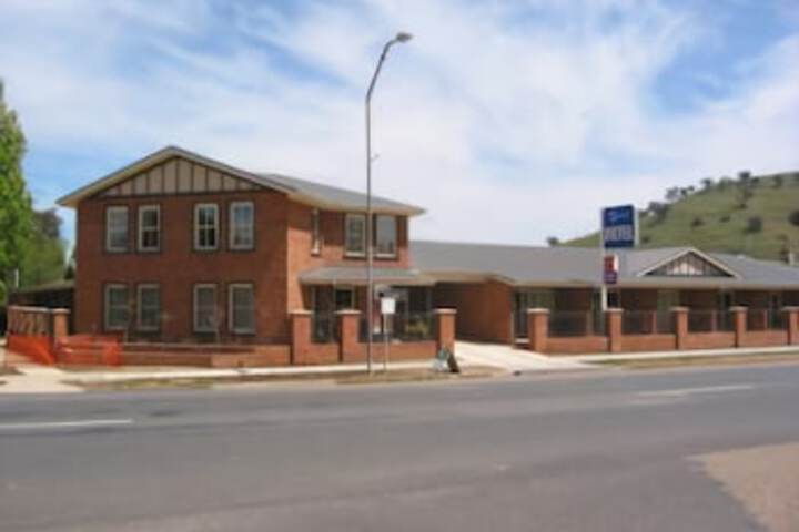 Lockhart NSW Accommodation Cooktown