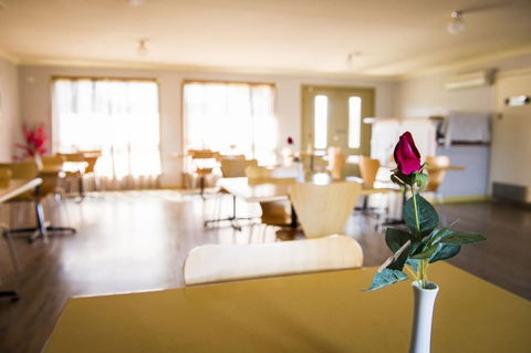 Cherry Blossom Motel - Accommodation Cooktown 1