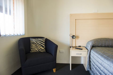 Cherry Blossom Motel - Accommodation Cooktown 6