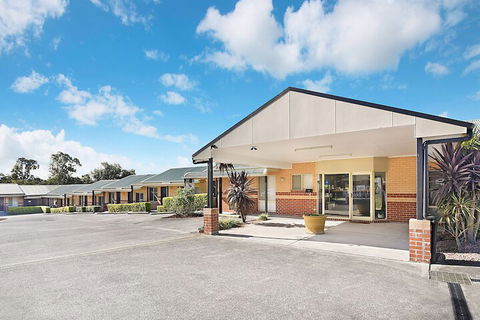 Catalina Motel Lake Macquarie - Accommodation Cooktown 1