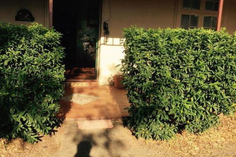 Catania Cottage & Farmhouse - Accommodation Cooktown 6