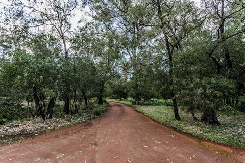 Inn The Tuarts Guest Lodge Busselton - Accommodation Cooktown 3