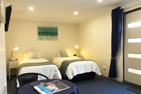 Observatory Guesthouse - Adults Only - Accommodation Cooktown 4