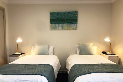 Observatory Guesthouse - Adults Only - Accommodation Cooktown 3