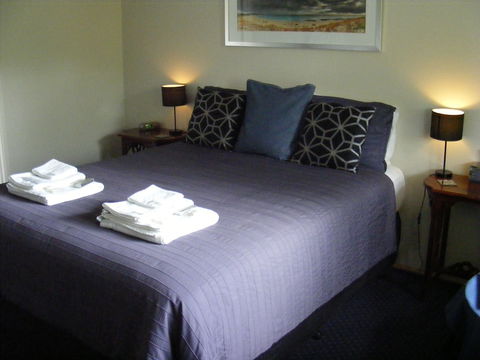 Observatory Guesthouse - Adults Only - Accommodation Cooktown 5