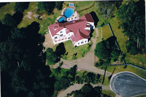 Kingfishers Manor - Accommodation Cooktown 3