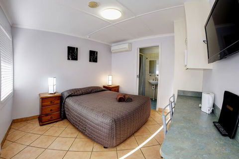 Bali Hi - Accommodation Cooktown 6