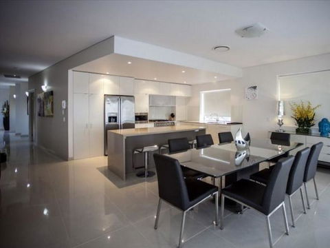 Watermark Apartments - Accommodation Cooktown 4