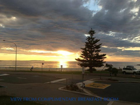 Beachhouse Mollymook - Accommodation Cooktown 0