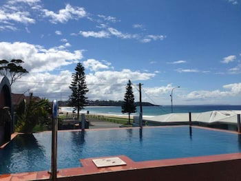 Beachhouse Mollymook - Accommodation Cooktown 2