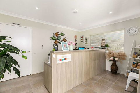 Econo Lodge Beachside - Accommodation Cooktown 4