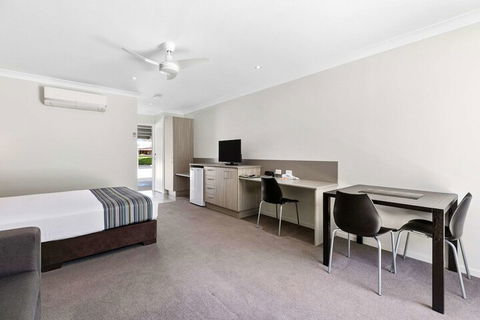 Econo Lodge Beachside - Accommodation Cooktown 6